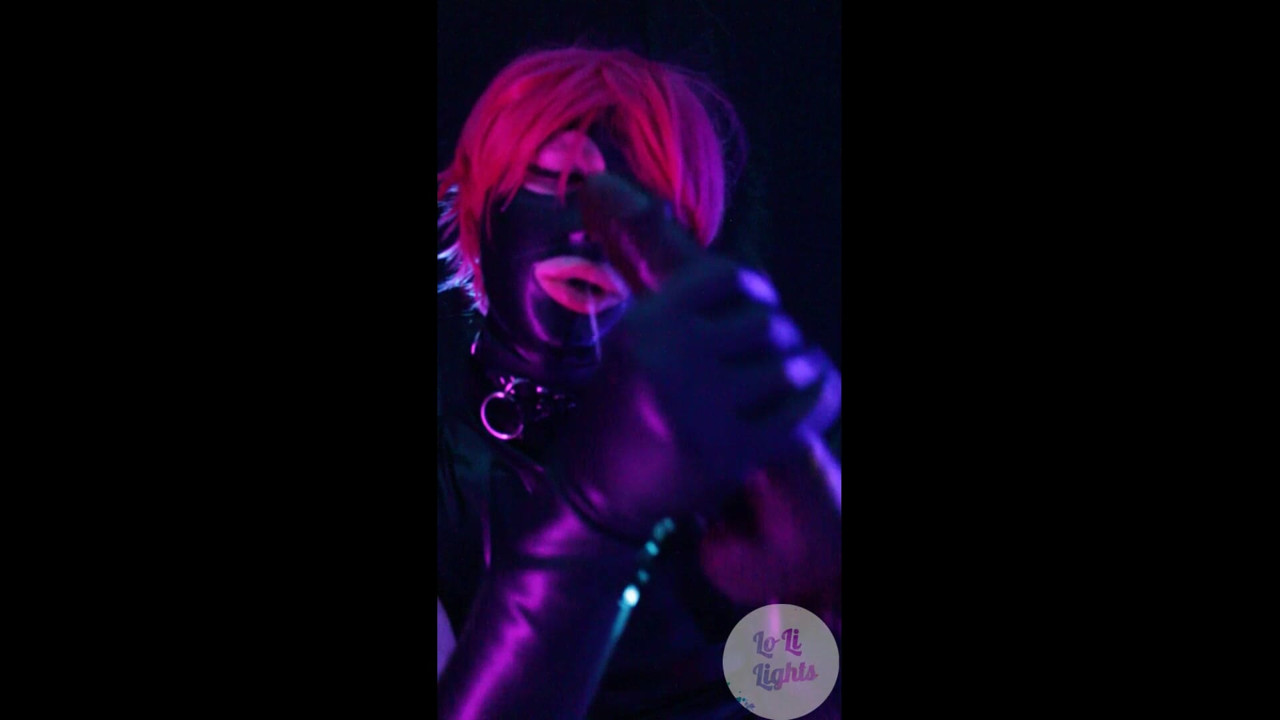 Black Latex Pink Hair Short 004
