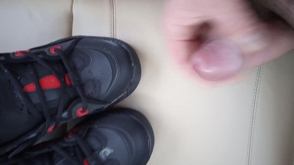 Wank on my new Osiris D3 Skater Sneaks