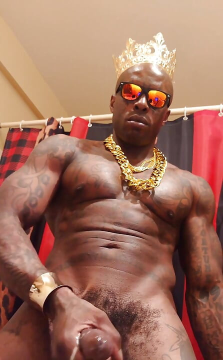 Bbc Worship Hallelujah Johnson - Tall Dark Chocolate Muscles Tattoos Hairy BBC Hallelujah Johnson Masturbating Solo