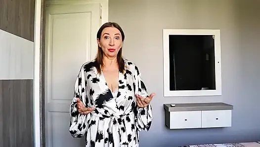 Mature Busty Futanari Reveals Her Secret For Stepson