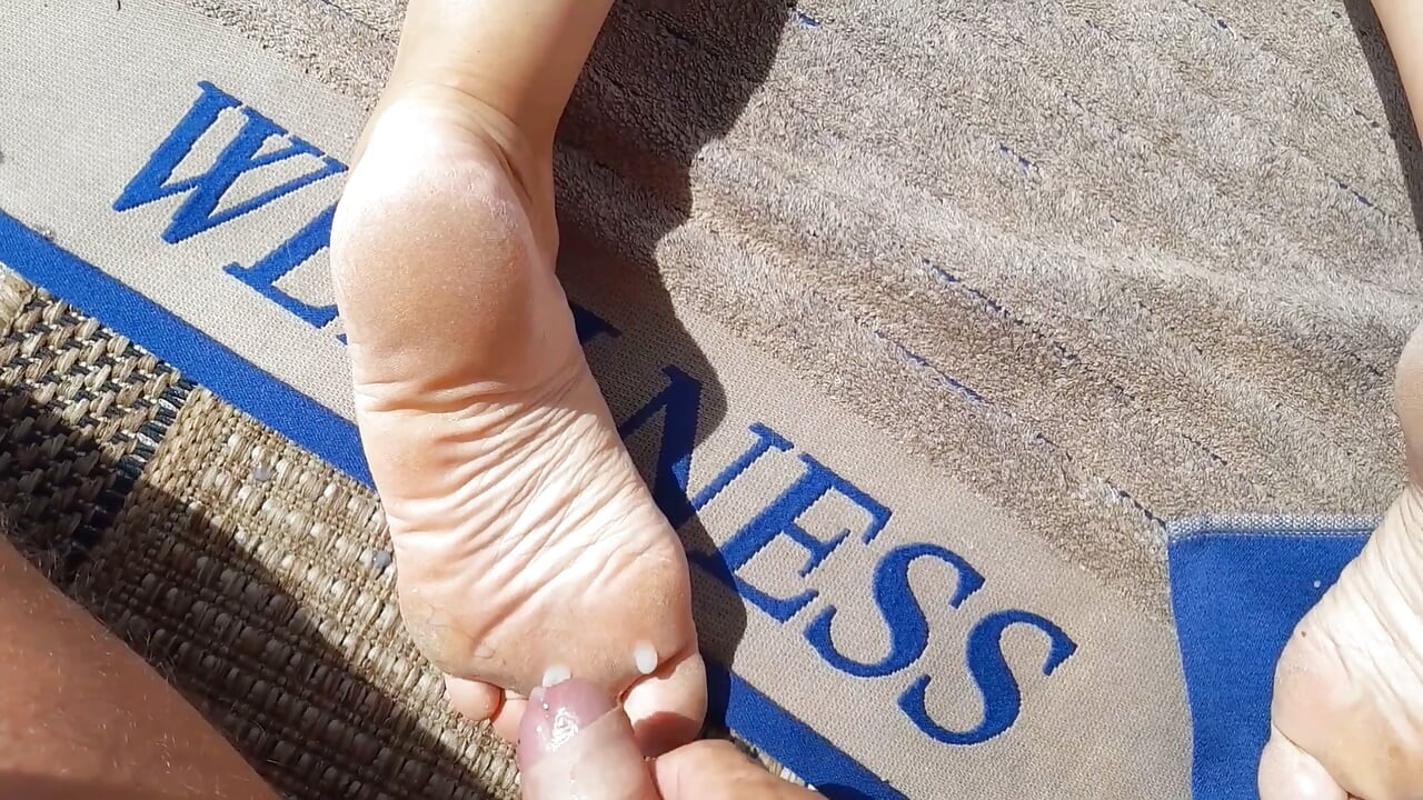 Selena's Naked Close up Outdoor Posing