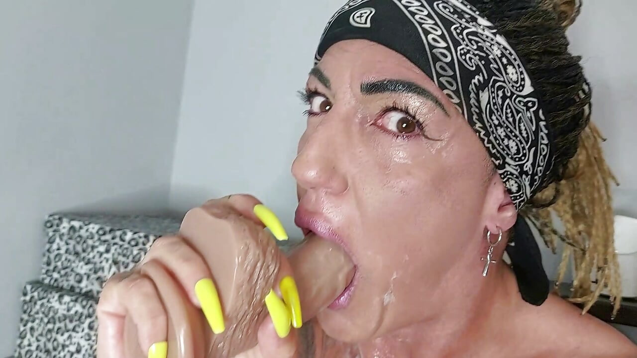 เย็ดตูดด้วยการเย็ดสองควยรูเดียว