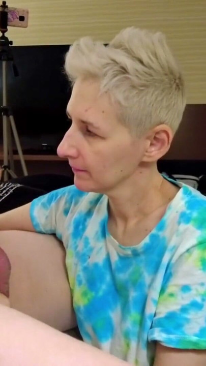 Emily licks pink balls to shine! | Clip 2