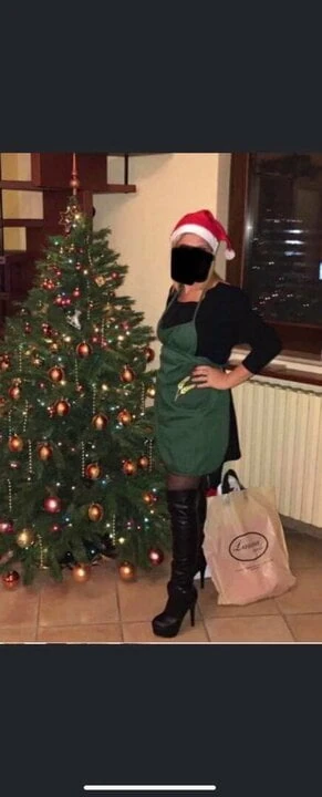 Professoressa bionda (blonde teacher)