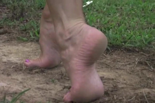 Another quick look at Jaiden's feet