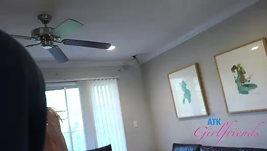 Dez wants you to creampie her wet horny pussy