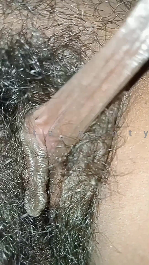 Indian gita aunty Dirty Tina Show by Huge Cock bbc and Deepthroat Guy exploited old pickup scheme to penetrate Bengali girl | Clip 1