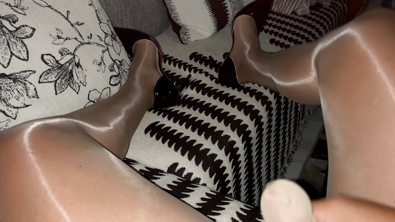 That PANTYHOSE feeling