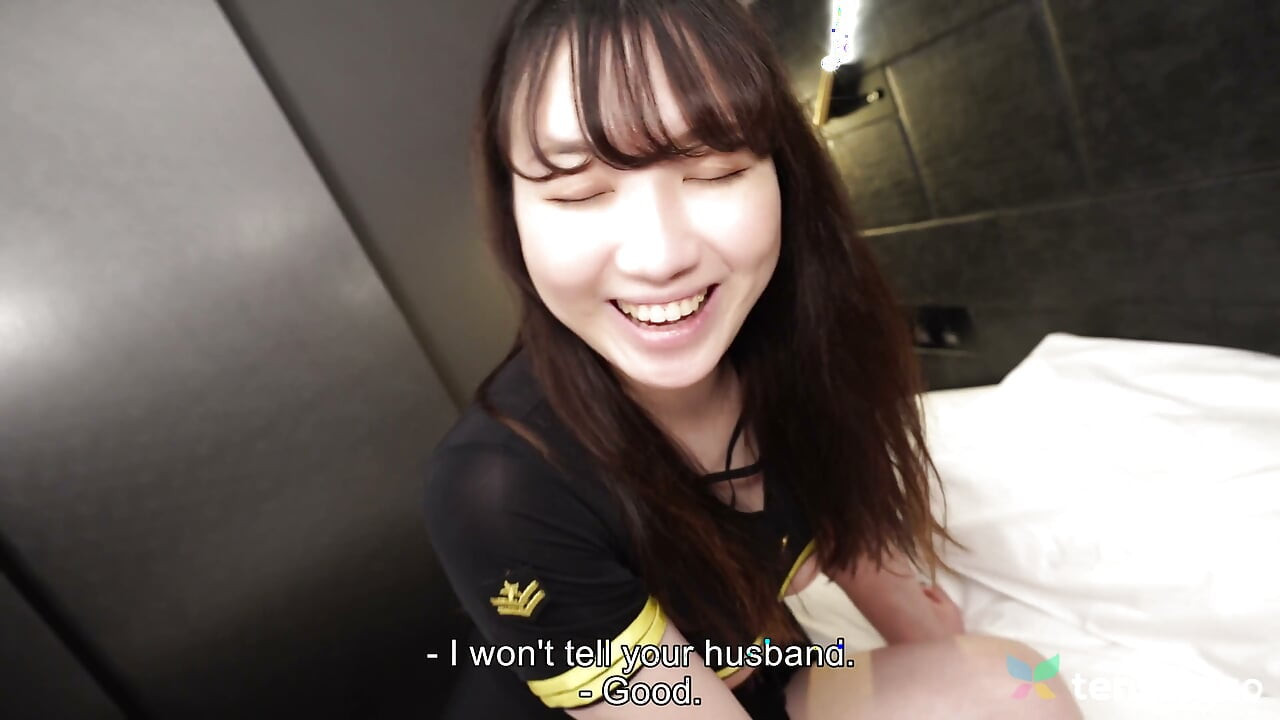 Great Big Tits on This Cheating Housewife - Tomoko