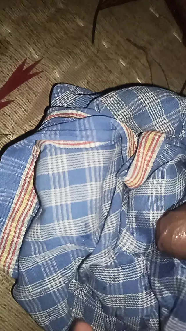 Bhabhi ki discount me land ka pani nikal diya desi indian boy hard sex