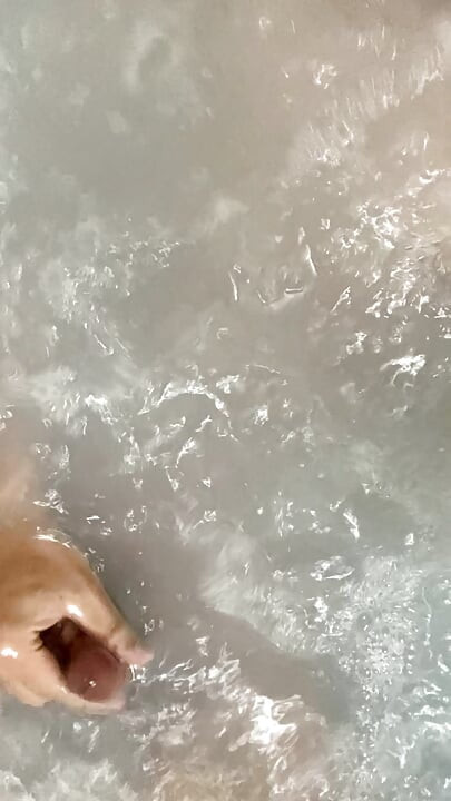 Dışarı çıkmayan sperm sertleşiyor,