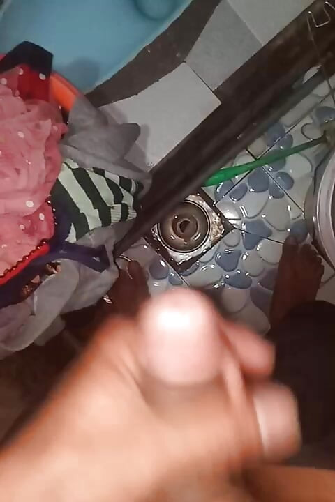 Left masturbation