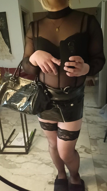 FetishEmmanuella moment-Horny Home & Alone 4 (CYPRUS)