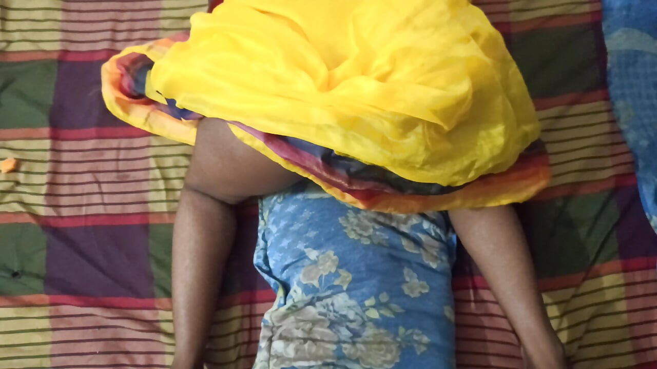 Casamento quebrado e fodendo real no quarto de hóspedes vídeo de sexo viral Desi Curtindo meu vídeo de sexo