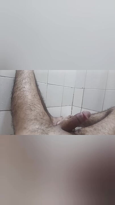 Duży kutas sperma w ustach