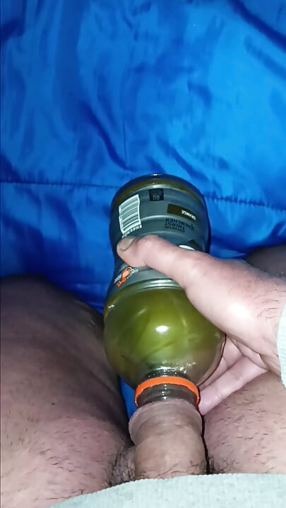 한밤중에 게으른 오줌