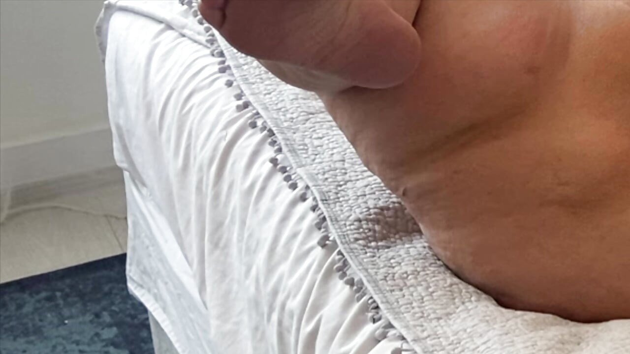 bbw open her pussy for bbc creampie