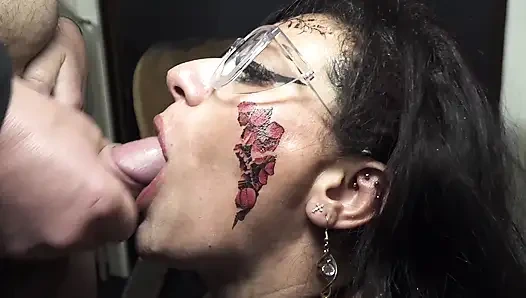 Pelacur Anal Melissa Cum Pecandu 20 Pria, Creampies