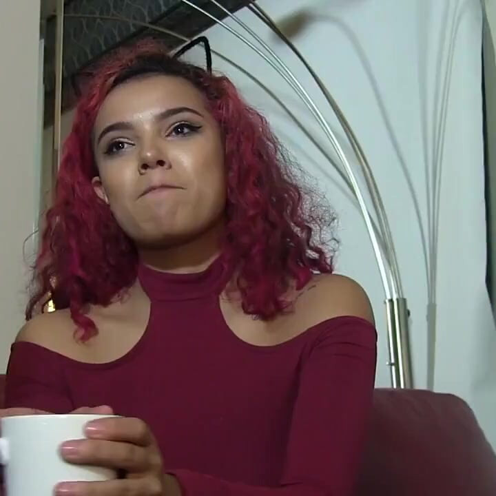 Tam video. Lucy Belle ilk kez büyük zenci yarağı Rome Major tarafından sikiliyor
