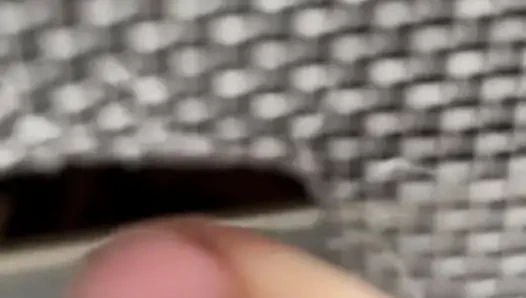 Erkek arkadaşı tarafından mastürbasyon yaparken yakalandı