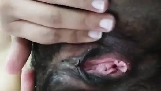 Desi horny girl masturbate with a dildo