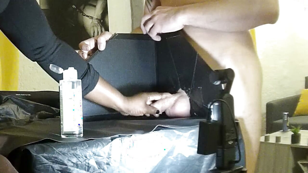 Exclusive Gloryhole BTS: Pregătirea pentru prim-plan