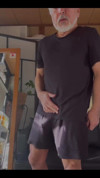 Pratinjau video