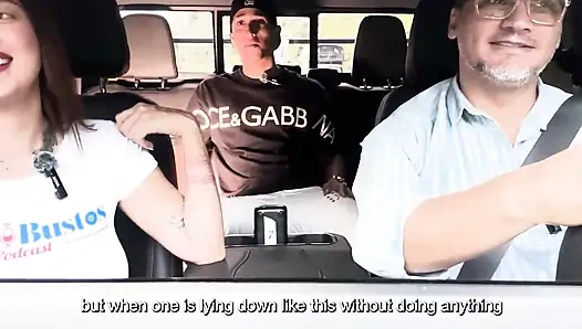 Khloe lagi asik ngentot kontol suaminya sampai memeknya dicrot sperma hangat di jalan juan bustos