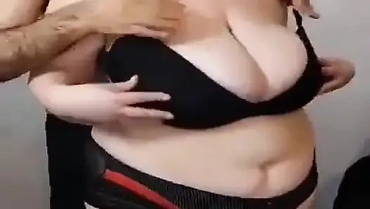 Wanita Semok Rambut Merah