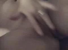 Wife masturbating... comment and tribute please