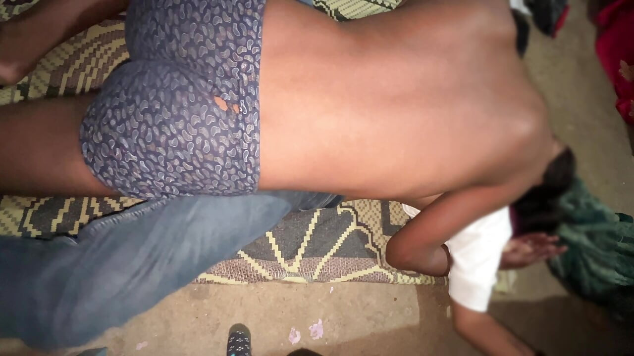 School-time girlfriend lured with money and had sex in a hotel