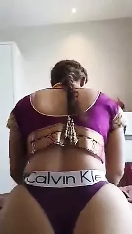 Desi Randi fucking with customer in hotel