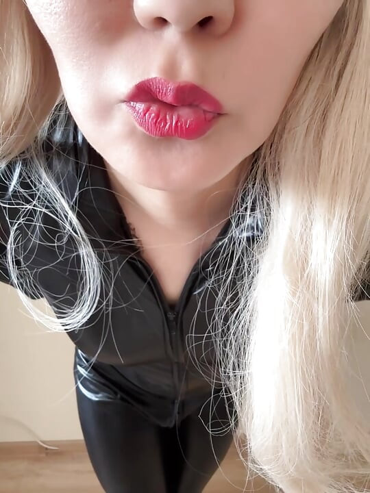 Russa trans loira amante