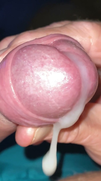 Uncut cums | Clip 2