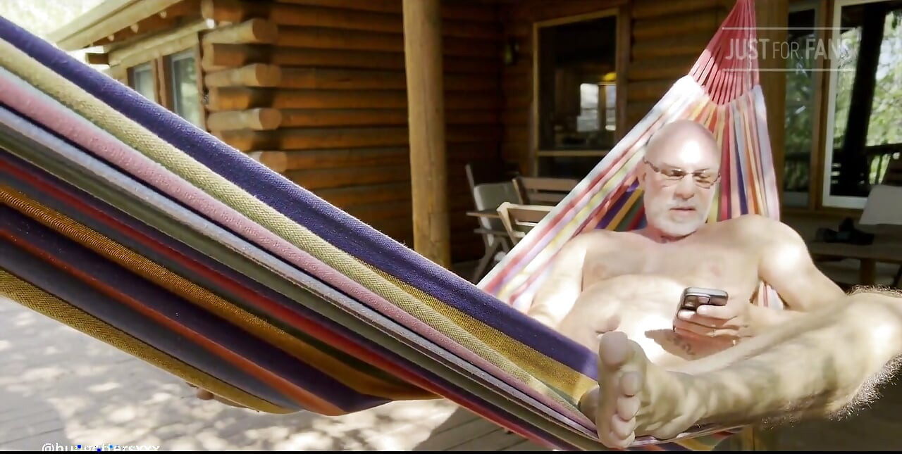Sesiune de tachinare în hamac
