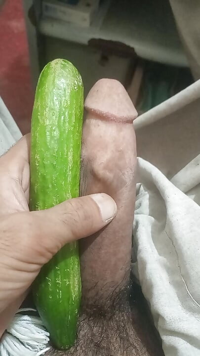 Those interested in sex with me, whether male or female, can contact me. My sex will be completely confidential.