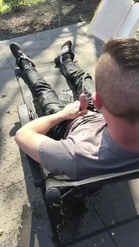 Geile Typen beim Ficken Blasen Spritzen und mehr 8