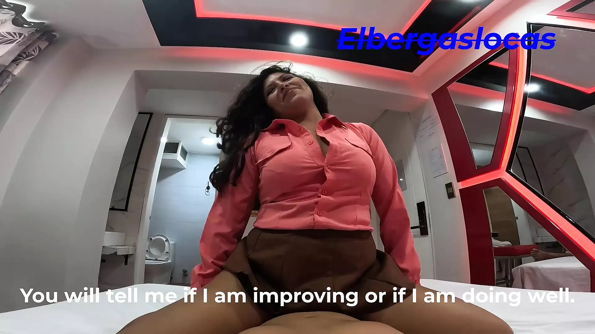 Ela sempre teve o fetiche de foder e transmitir ao vivo, fizemos uma live e descobrimos que ela é uma influenciadora pervertida