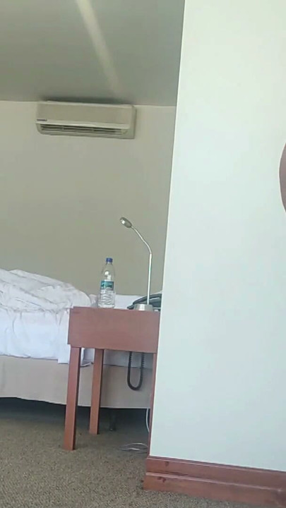 Bir kızı değiştirirken yakalayan sırlar ortaya çıktı | Klip 3