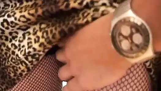 Aku ingin memperkenalkanmu kepada ibu tiriku!!