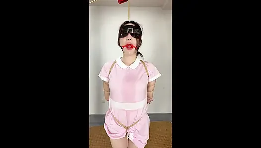Holiland kız arkadaş pup eğitimi + sözlü aşağılama + Japon tarzı bağlı ayaklar