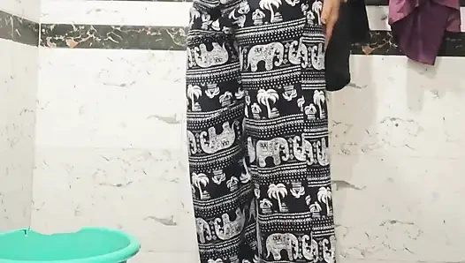 Sesi pemotretan tubuh seksi priya bhabi