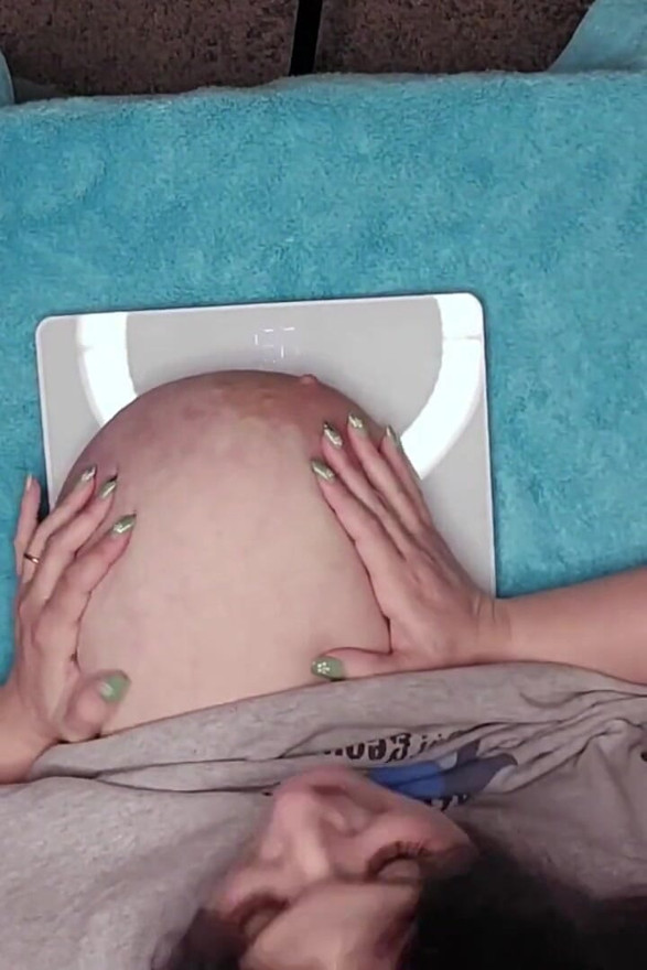 स्तनांचे वजन मोजणे