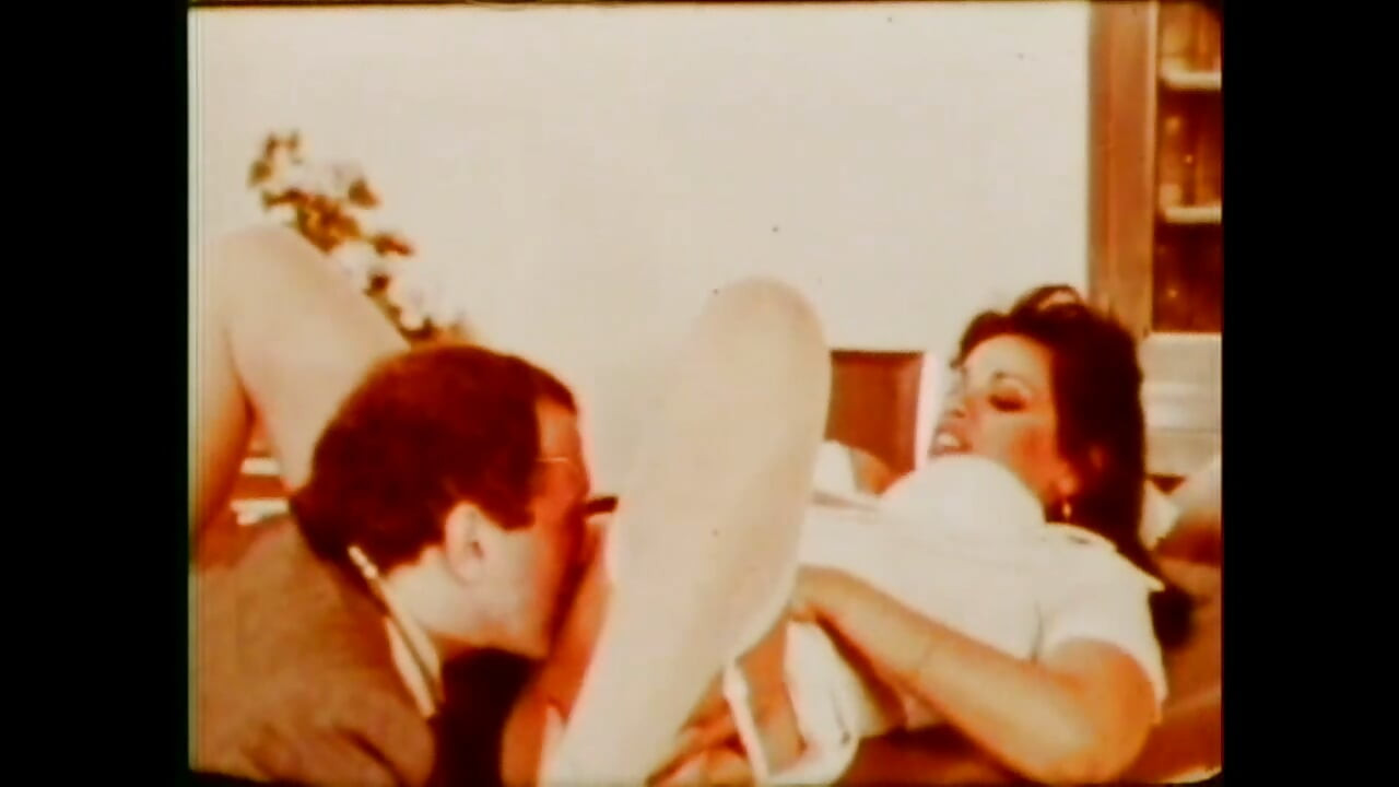 Vanessa Del Rio posećuje doktora