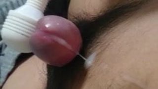 Heißer asiatischer Junge mit Vibe precum, Squirting &amp; Schlamm-Sperma