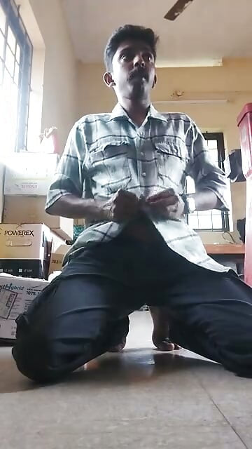 Headmaster Shithin Fag Kneeling at Workplace