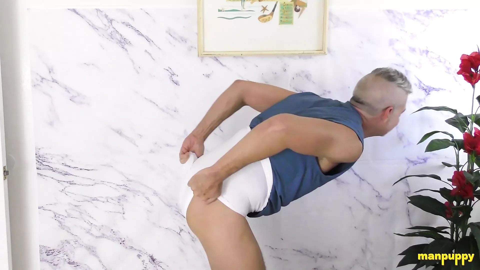 ManPuppy: Richard Lennox Tests His New Stretchy Undies By Giving Himself Wedgies
