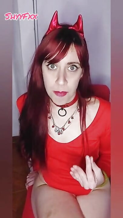 Timidăfxx prinsă făcând sex! Cele mai jenante experiențe ale mele spuse vreodată!