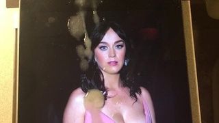 Katy Perry - трибьют спермы