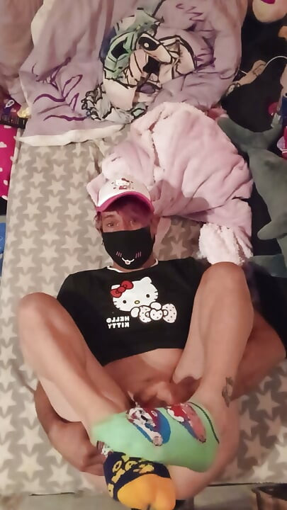 Twink se joacă gol